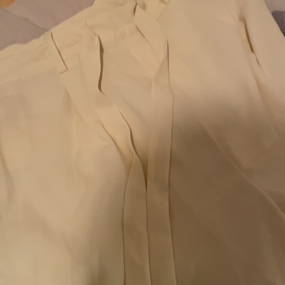 A new day thin long wide leg off white pants - Picture 4 of 10
